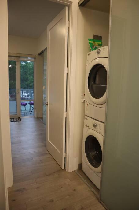 2Br 2Bth Apt-Rogers Center-Cn Tower-Free Parking Apartment Toronto Ngoại thất bức ảnh